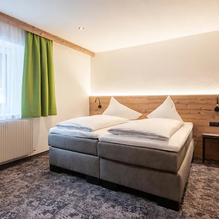 Grissemann Hotel Flirsch