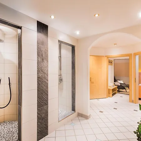 Отель Grissemann Флирш