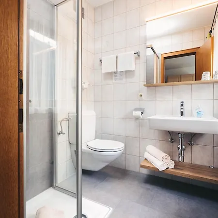 Отель Grissemann Флирш